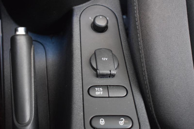 SEAT Leon 1.2 TSI MT (105 л. с.)