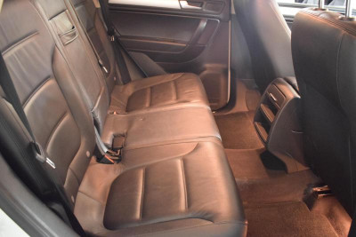 Volkswagen Touareg 3.6 FSI Tiptronic 4Motion (249 л. с.)