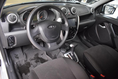 LADA Granta лифтбек 1.6 16кл AT (98 л. с.) Luxe