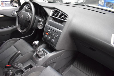 Citroen C4 1.6 MT (109 л.с.)