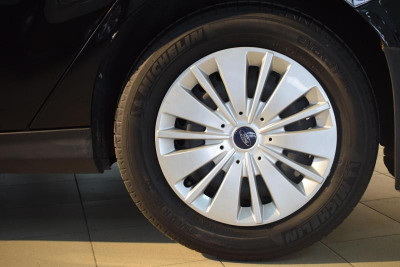 Ford Focus Универсал 1.6 Ti-VCT MT (125 л. с.) Sync Edition