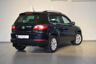 Volkswagen Tiguan 2.0 TSI 4Motion AT (170 л. с.) Avenue