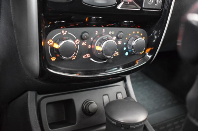 Nissan Terrano 2.0 AT (135 л. с.) Comfort