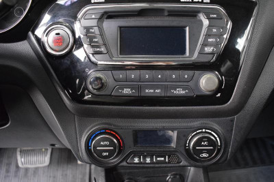 Kia Rio 1.6 AT (123 л. с.)