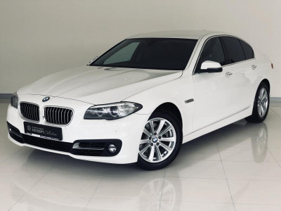 BMW 5 серия 520i Steptronic (184 л. с.)