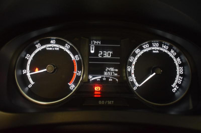 ŠKODA RAPID 1.6 MT (90 л. с.)