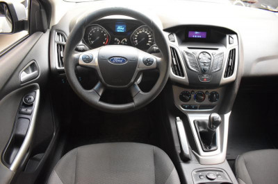 Ford Focus 1.6 MT (105 л. с.)