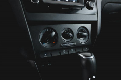 ŠKODA Rapid 1.4 TSI DSG (125 л. с.) Ambition