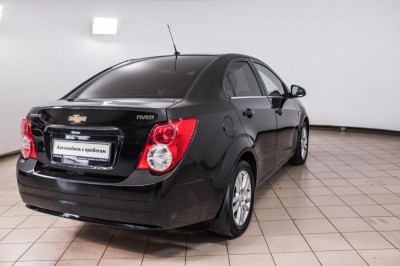 Chevrolet Aveo 1.6 MT (115 л. с.)