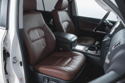 Toyota Land Cruiser 4.5 TD AT (249 л. с.) Престиж