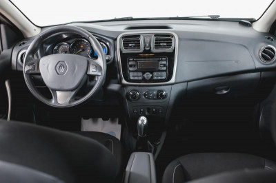 Renault Sandero Stepway 1.6 MT (102 л. с.) Confort