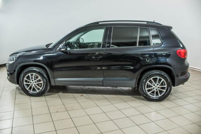 Volkswagen Tiguan 1.4 TSI BlueMotion DSG (150 л. с.) Avenue