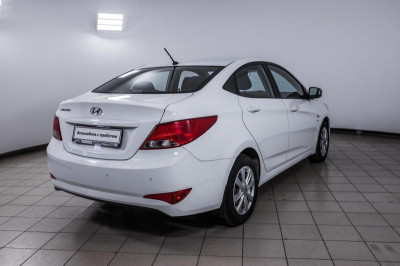Hyundai Solaris 1.6 AT (123 л. с.) Comfort