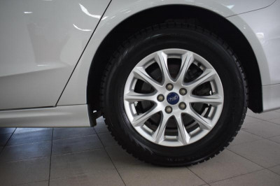 Ford Mondeo 2.5 AT (149 л. с.) Trend