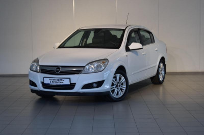 Opel Astra 1.6 Easytronic (105 л. с.)