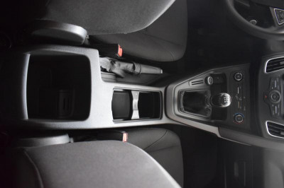 Ford Focus Универсал 1.6 Ti-VCT MT (105 л. с.) Trend
