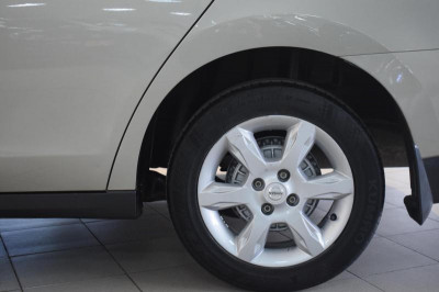 Nissan Almera 1.6 AT (102 л. с.) Comfort A/C