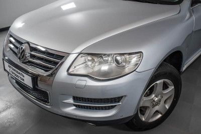 Volkswagen Touareg 2.5 TDI AT (174 л. с.)