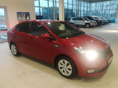 Kia Rio 1.6 AT (123 л. с.)