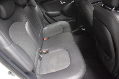 Hyundai ix35 2.0 AT 2WD (150 л. с.)