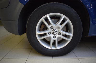 Volkswagen Transporter 2.5 TDI Kombi L MT (130 л. с.)