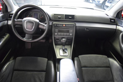 Audi A4 2.0 multitronic (130 л. с.)