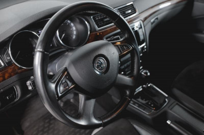 ŠKODA Superb 1.8 TSI DSG (152 л. с.)