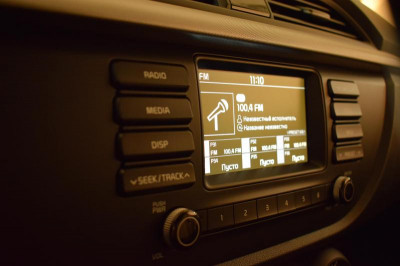 Kia Rio X-Line 1.4 AT (100 л. с.) Prestige