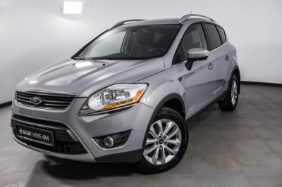 Ford Kuga 2.5 MT AWD (200 л. с. '11)