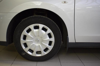 Nissan Almera 1.6 MT (102 л. с.) Welcome