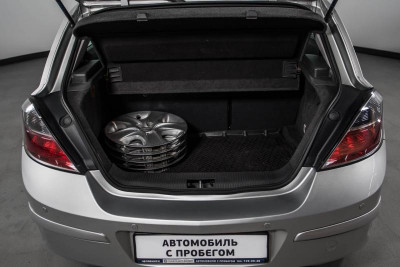 Opel Astra 1.8 AT (110 л.с.)