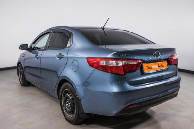 Kia Rio 1.4 AT (107 л. с.)