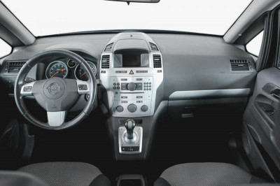 Opel Zafira 1.8 Turbo MT (140 л. с.)