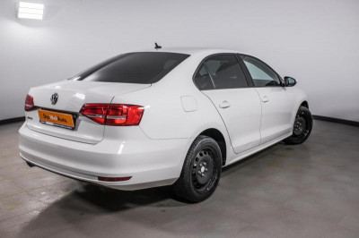 Volkswagen Jetta 1.6 MPI AT (110 л. с.) Highline