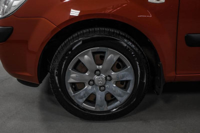 Hyundai Getz 1.4 MT (95 л. с.)