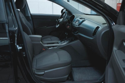 Kia Sportage 2.0 AT 4WD (150 л. с.)