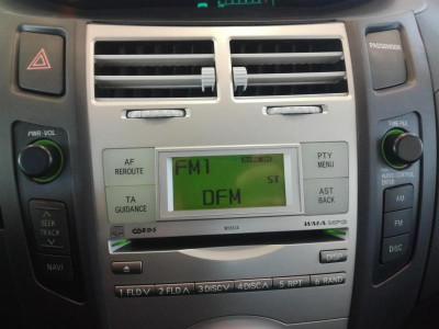Toyota Yaris 1.3 AT (87 л. с.)