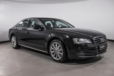 Audi A8 4.2 FSI L quattro tiptronic (372 л. с.)