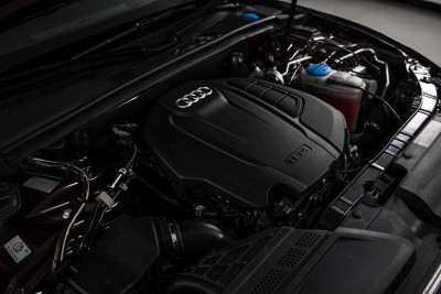 Audi A5 2.0 TFSI S tronic quattro (225 л. с.)