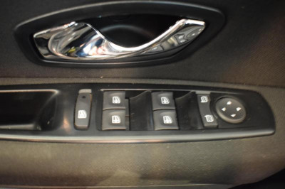 Renault Fluence 1.6 CVT (114 л. с.) Expression