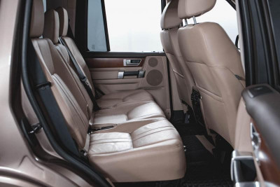 Land Rover Discovery 3.0 TD AT (245 л. с.)