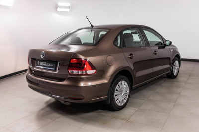 Volkswagen Polo 1.6 MT (105 л.с.) Comfortline
