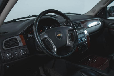 Chevrolet Tahoe 5.3 AT (325 л. с.)