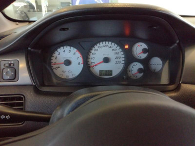Mitsubishi Lancer 1.6 MT (98 л.с.)