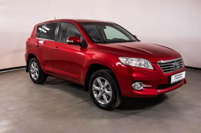 Toyota RAV4 2.0 CVT AWD (148 л. с.)