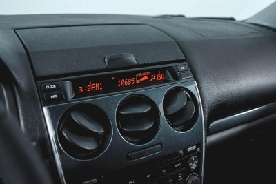 Mazda 6 1.8 MT (120 л. с.)