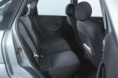 Ford Focus 1.6 MT (101 л. с.)