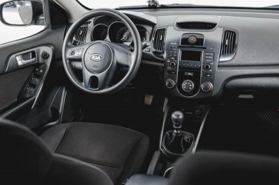 Kia Cerato 1.6 MT (126 л. с.)