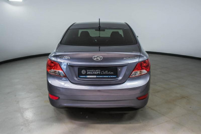 Hyundai Solaris 1.4 MT (107 л. с.)