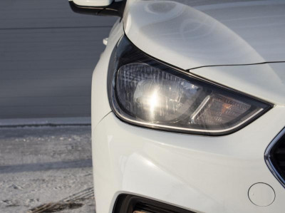 Hyundai Solaris 1.4 AT (100 л.с.)
